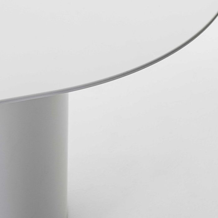 楕円形のライティングデスクソリッドウッドコンテンポラリースタイルミーティングオフィスデスク