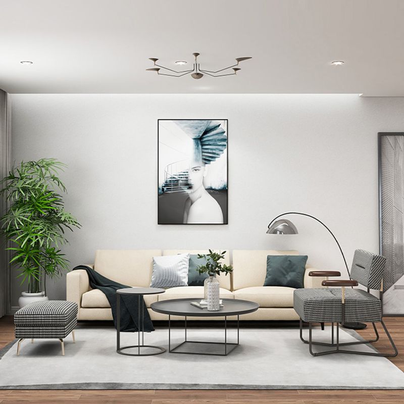 Zeitgenössische Stoffarme mit schwarzen Beinen Akzent -Sessel enthalten