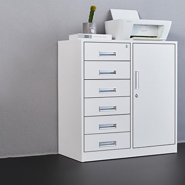 Gabinete industrial Cajones de bloqueo de metal y estantes de almacenamiento Archivo