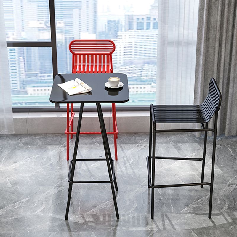 Modern Outdoor Counter Stool Rectangle Iron Footrest Counter Bar Stool Clearhalo 'Bar Furniture' 'Bar Stools' 'bar_stools' 'furn' 'furn_bar_stools' 'Furniture' 'Kitchen & Dining Furniture' 1200x1200_2b6908db-3b03-4c58-b3e8-99c363ff4d6a