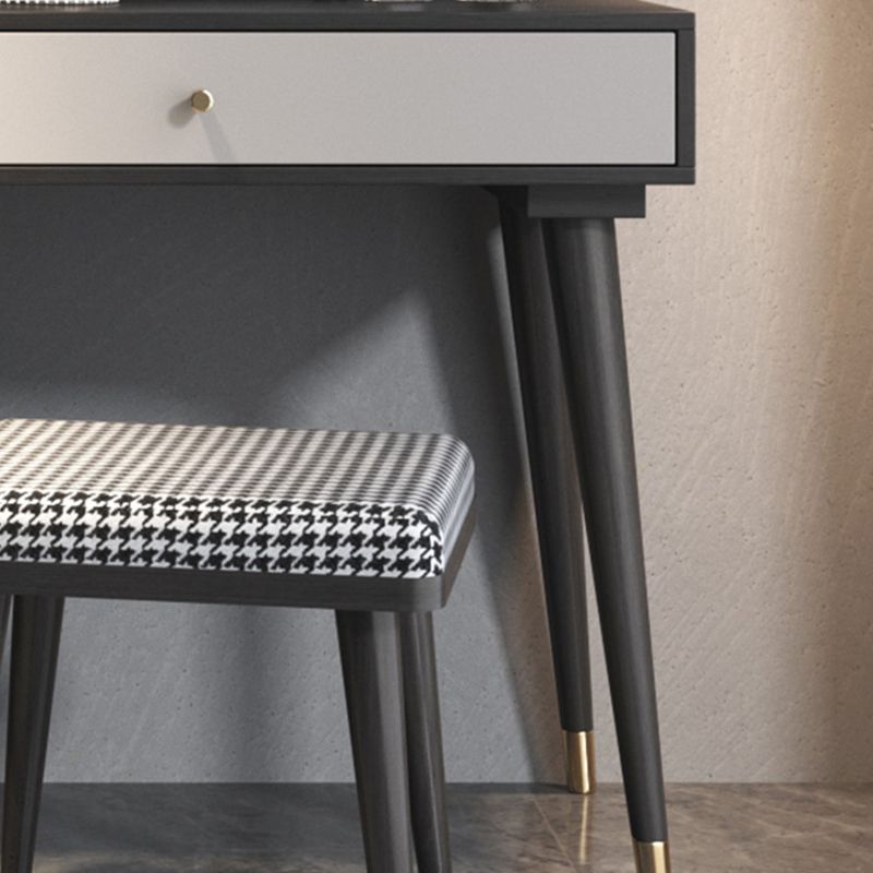 ノルディック1ドロワー格納式ドレッシングテーブル、46.5W x 15d x 37.4h