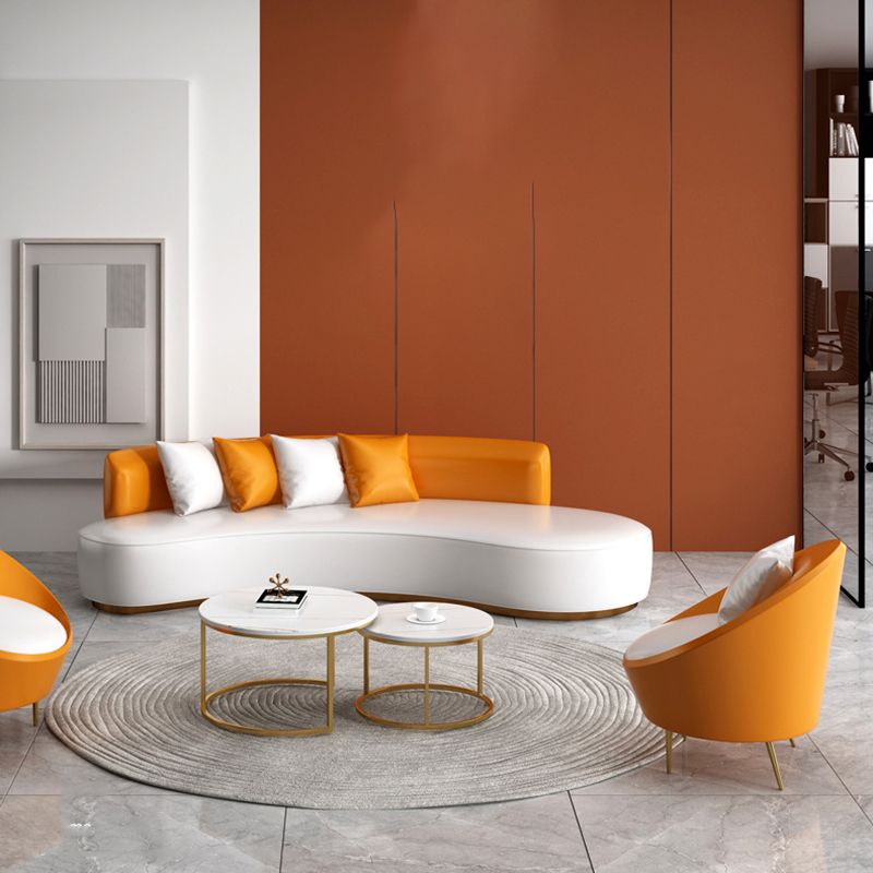 Divano a bracciolo a bracciale senza bracciole senza bracciolo in pelle.