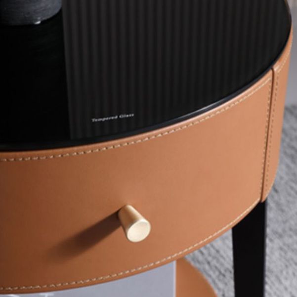 NOVE IN PELLE E METALE NOTTO MODERA MINIMALIST IN MIMERISTRO CONTO OPERO CON GAMBIE