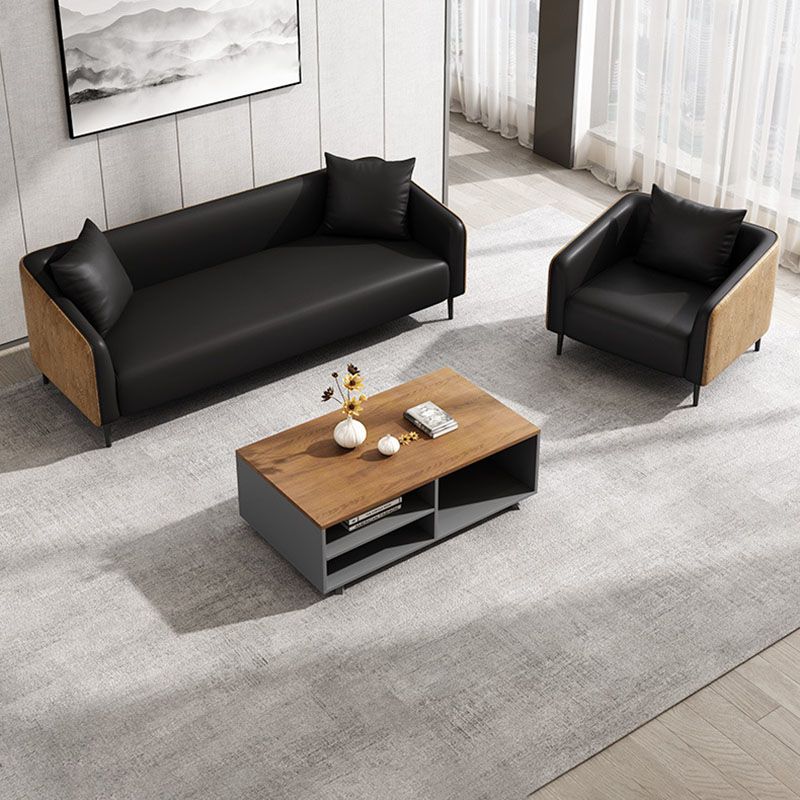 モダニズムフェイクレザーソファタキシードアームソファと木目アクセント