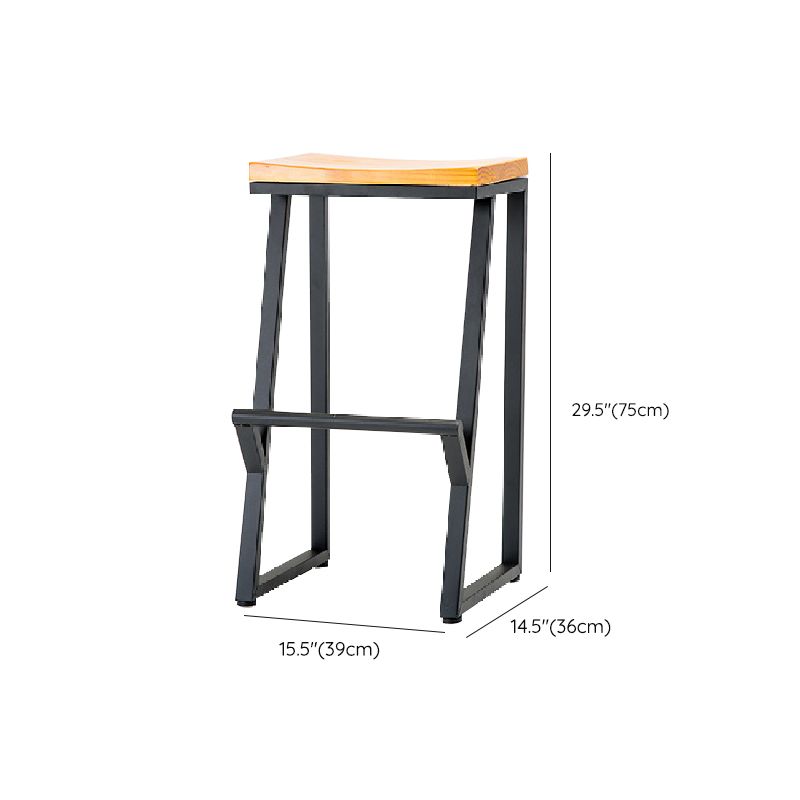 Contemporary Metal Counter Stool Wood Seat Bar Stool for Living Room Clearhalo 'Bar Furniture' 'Bar Stools' 'bar_stools' 'furn' 'furn_bar_stools' 'Furniture' 'Kitchen & Dining Furniture' 1200x1200_2c65d084-6a25-4ebe-bb46-5699a0cfb12c