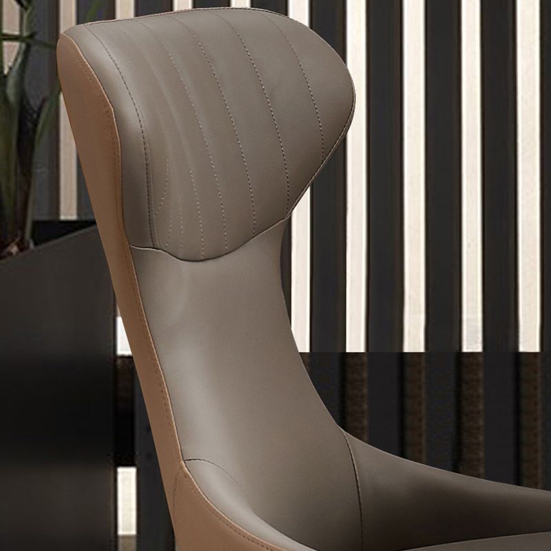 リビングルーム用のモダンなシンプルなサイドチェアフェイクレザーアームレスダイニングチェア