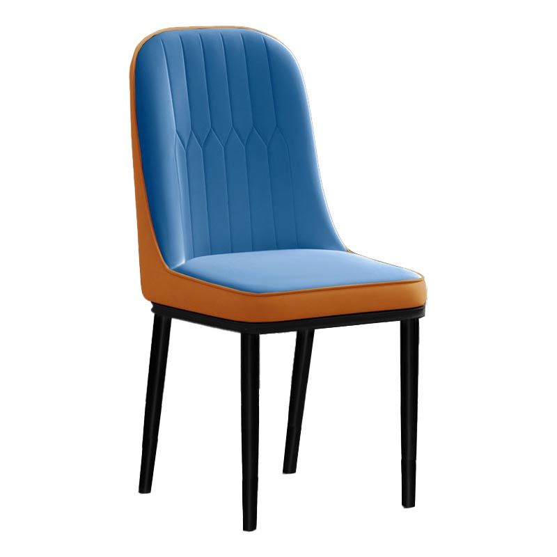 Glam kunstleer eetkamerstoel Parsons stoel met 4 poten in matte afwerking voor thuis