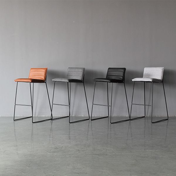 Modern Low Back Restaurant Stool Matte Finish Leather Barstool Clearhalo 'Bar Furniture' 'Bar Stools' 'bar_stools' 'furn' 'furn_bar_stools' 'Furniture' 'furniture_bar_stools' 'Kitchen & Dining Furniture' 1200x1200_2caa5e10-0a34-4064-89fc-c2d0cdb07e8f
