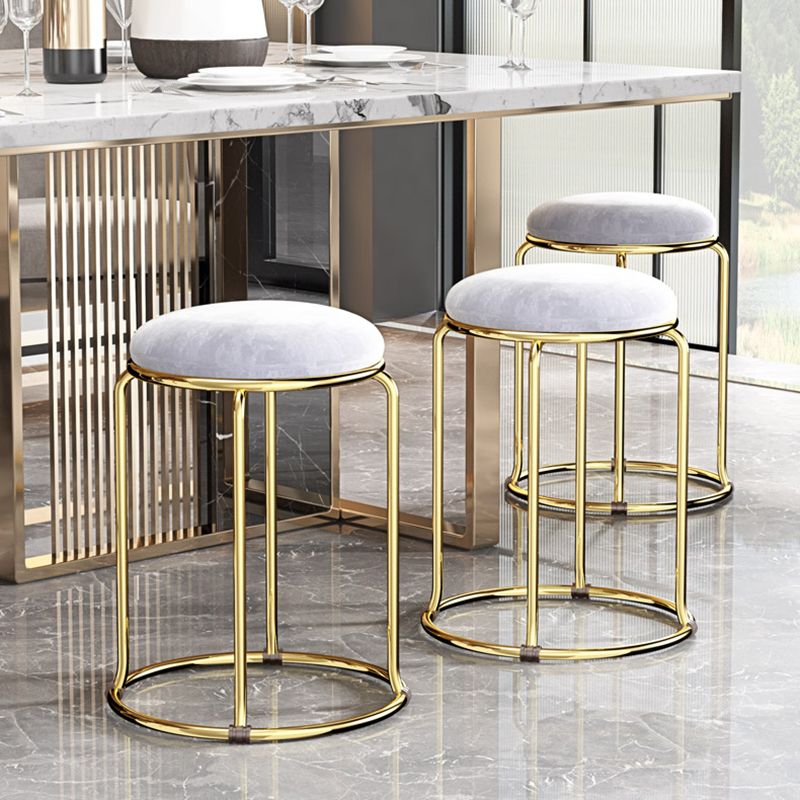 Faux Leather Mildew Resistant Ottoman Round Glam Solid Standard Ottoman Clearhalo 'furn' 'furn_ottomans_poufs' 'Furniture' 'Living Room Furniture' 'Ottomans & Poufs' 'ottomans_poufs' 1200x1200_2cacac90-e6dc-44b5-a107-f01db946ed81