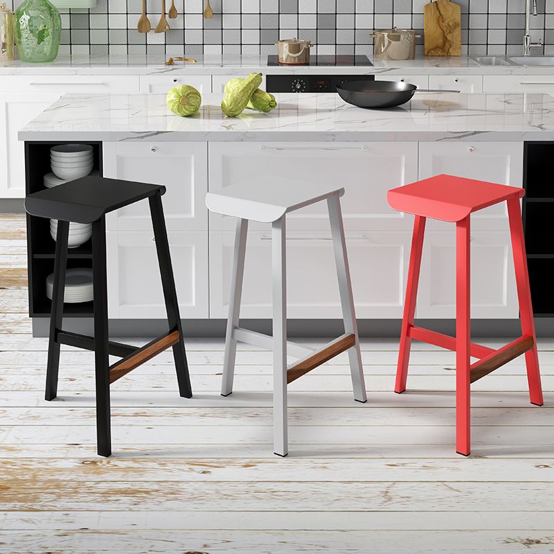 Industrial Metal Backless Simple Barstool 26" H Indoor Tall Stool with Square Seat Clearhalo 'Bar Furniture' 'Bar Stools' 'bar_stools' 'furn' 'furn_bar_stools' 'furniture_bar_stools' 'Kitchen & Dining Furniture' 'kitchen&dining_furn' 'kitchen' 'kitchen_furn' Furniture' 1200x1200_2cb2d85d-0679-41a4-8638-63758180cc5f
