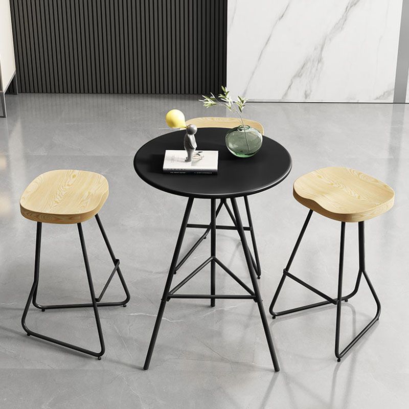 Industrial Style Iron Bar Table 23.62" Round Top Indoor Table with 3 Legs Clearhalo 'Bar Furniture' 'Bar Tables' 'bar_tables' 'furn' 'furn_bar_tables' 'Furniture' 'furniture_bar_tables' 'Kitchen & Dining Furniture' 'kitchen&dining_furn' 'kitchen' 1200x1200_2cf328a4-6eeb-4396-8bb7-892cd81ff655