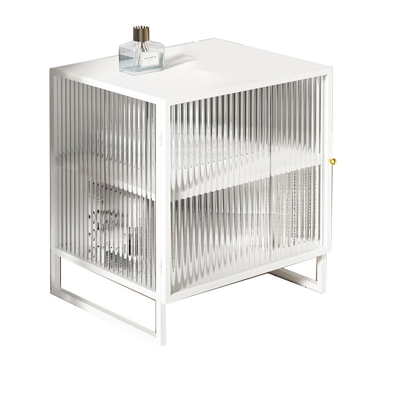 Moderna cama de metal nocturno patas de 1 estante incluida gabinete de cama