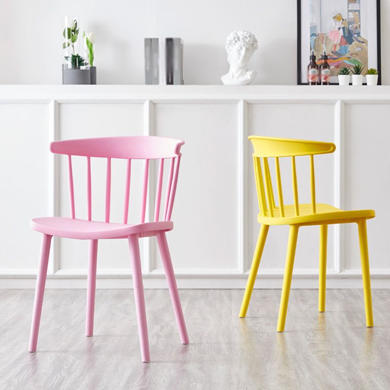 Scandinavian Plastic Dining Kitchen Room Chair Windsor Back Side Chair Clearhalo ' kitchen&dining_furn' 'Dining Chairs' 'Dining Tables & Seating' 'dining_chair' 'furn' 'furn_dining_chair' 'Furniture' 'furniture_dining_chair' 'Kitchen & Dining Furniture' 'kitchen' 1200x1200_2d86bda7-a91b-457a-9d0c-107eda5da532