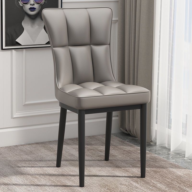 Silla de comedor de cuero Glam Parsons con patas de acero en acabado mate para el hogar