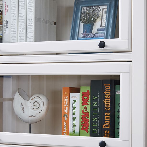 Witte verticale standaard boekenkast massief houten boekenplank met glazen deuren