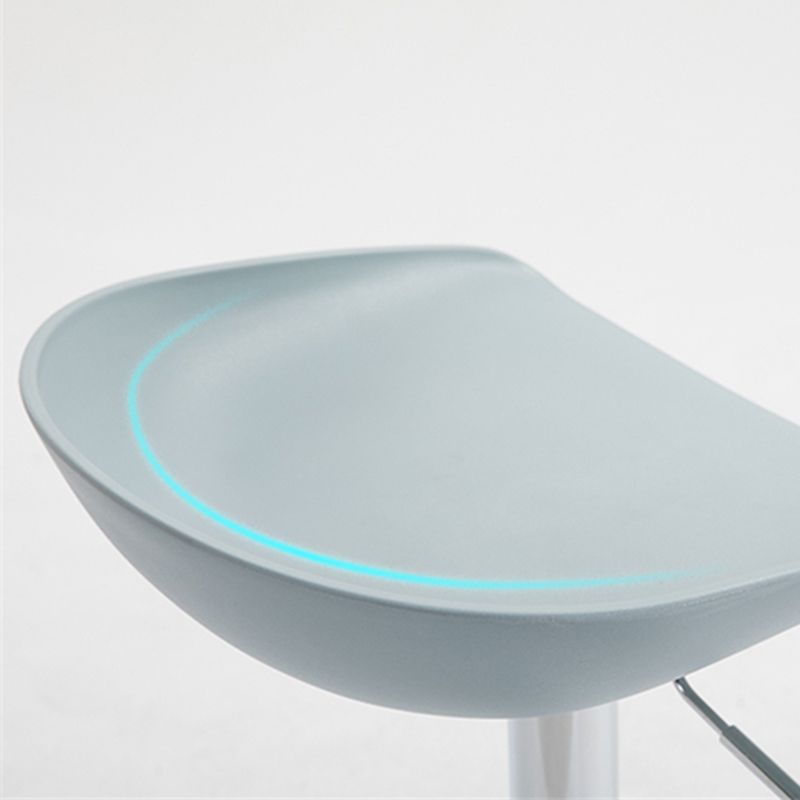 Industrial Style Plastic Seats Barstool Rotating Lifting Metal Leg Bar Stool for Indoor Clearhalo 'Bar Furniture' 'Bar Stools' 'bar_stools' 'furn' 'furn_bar_stools' 'furniture_bar_stools' 'Kitchen & Dining Furniture' 'kitchen&dining_furn' 'kitchen' 'kitchen_furn' Furniture' 1200x1200_2df6d140-2ab1-4e75-a214-561835550071