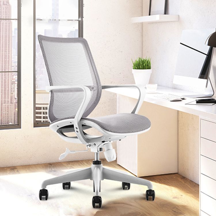 Silla de escritorio de brazos fijos modernos altura de asiento ajustable silla giratoria con ruedas