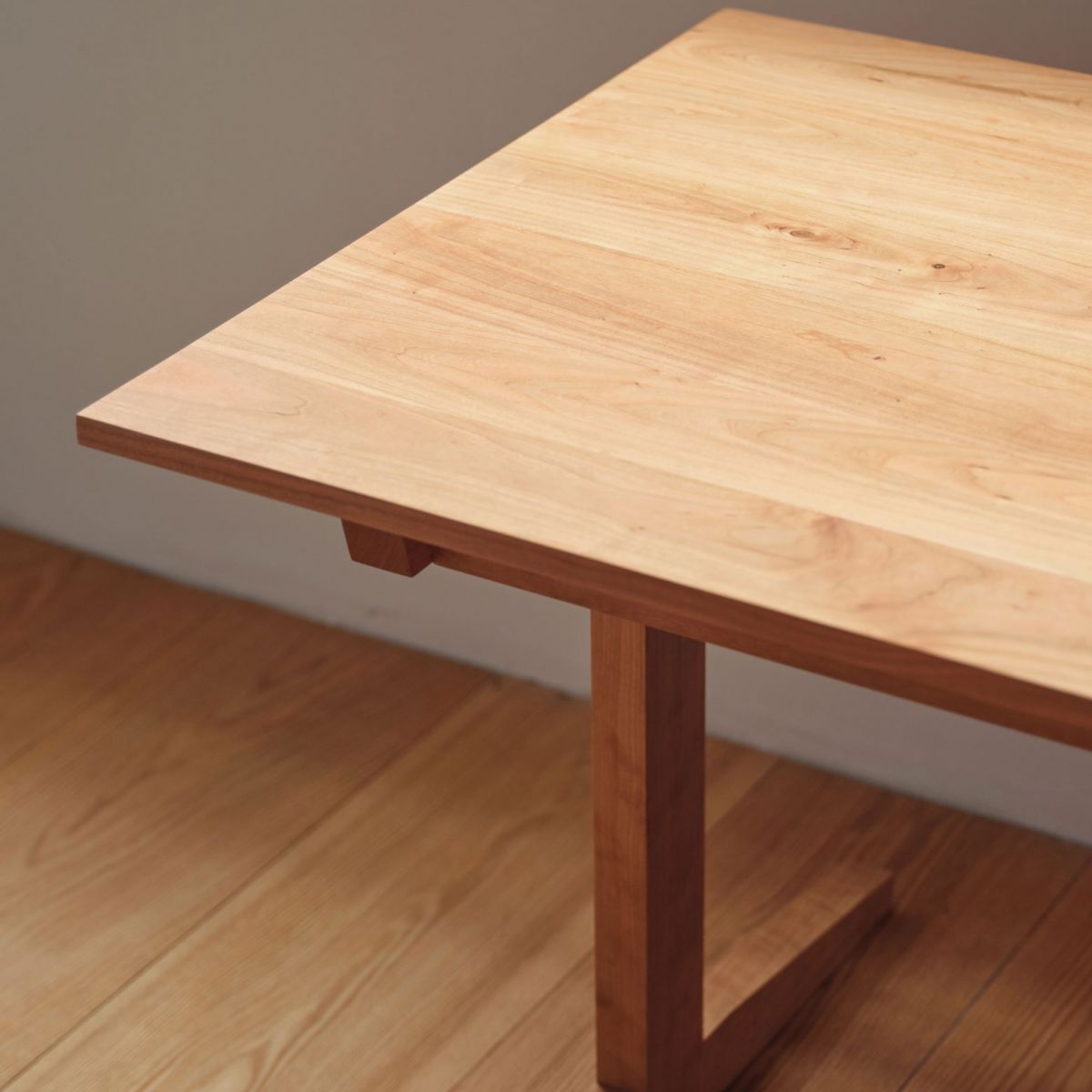 Modern Rectangle Wood Dining Table Cherry Wood Base for Dining Room Clearhalo 'Dining Tables & Seating' 'Dining Tables' 'dining_table' 'furn' 'furn_dining_table' 'Furniture' 'Kitchen & Dining Furniture' 1200x1200_2e3908ec-4ab2-40e4-af59-67b8c87eb8ad