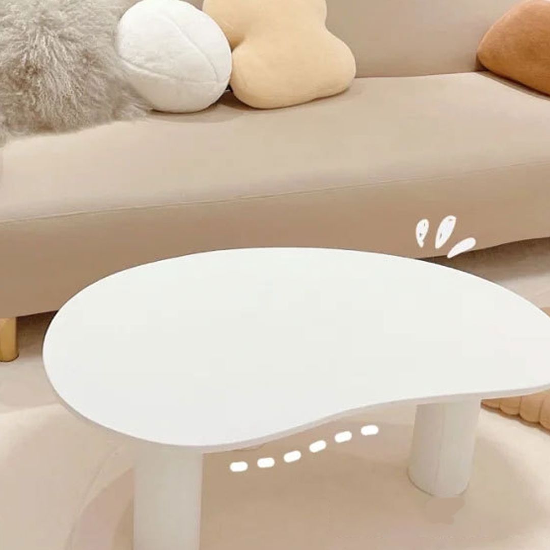 Mesa de centro escandinava de madera y metal Mesa de cóctel con tapa irregular y 3 patas