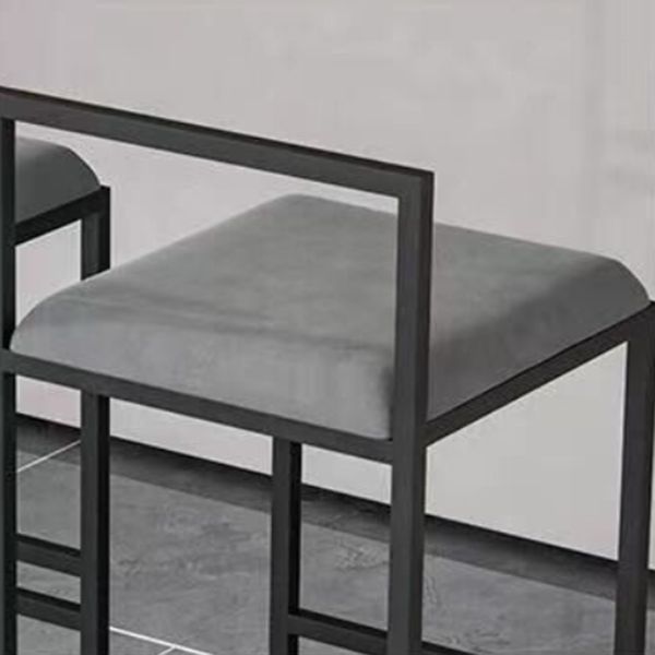 Taburete moderno de brazo sin brazo de respaldo Taburete de barra de cocina de hierro con cojín y pedal