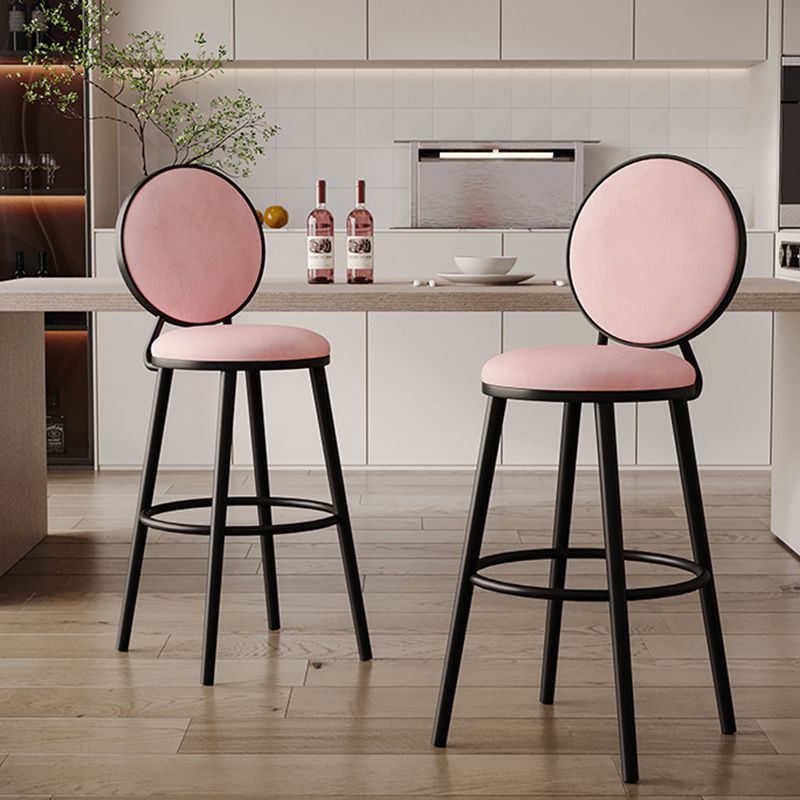 Taburete de respaldo industrial taburete de barra de hierro con cojín y pedal para la cocina