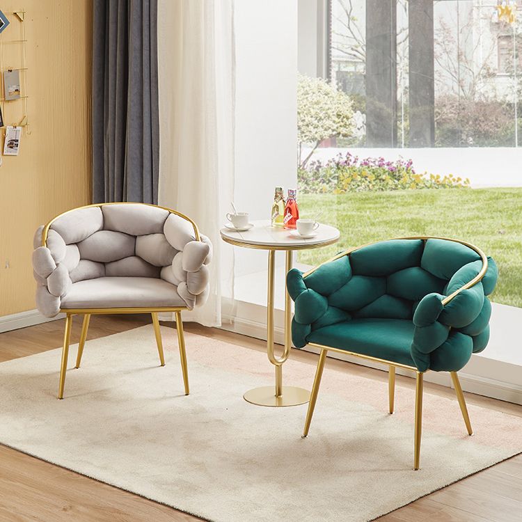 Scandinavische stijl armloze stoel stoere rug gestoffeerde eetkamerstoelen