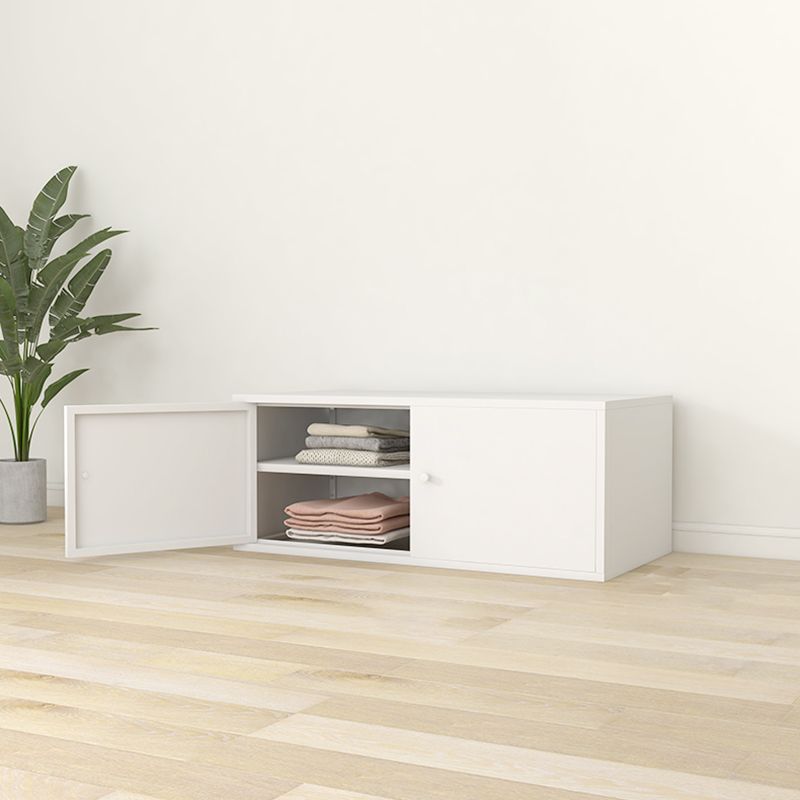 Armadio in metallo del guardaroba in stile contemporaneo con scaffali