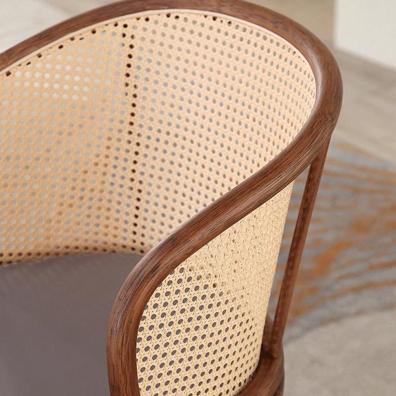 ウィンザーバックアームチェアコンテンポラリーソリッドウッドダイニングチェア