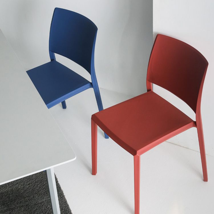 Nordic Style Plastic Dining Chair Open Back Dining Side Chair for Restaurant Clearhalo ' kitchen&dining_furn' 'Dining Chairs' 'Dining Tables & Seating' 'dining_chair' 'furn' 'furn_dining_chair' 'Furniture' 'furniture_dining_chair' 'Kitchen & Dining Furniture' 'kitchen' 1200x1200_2f6d1afb-bf03-47ba-81f4-6f3043e1727e