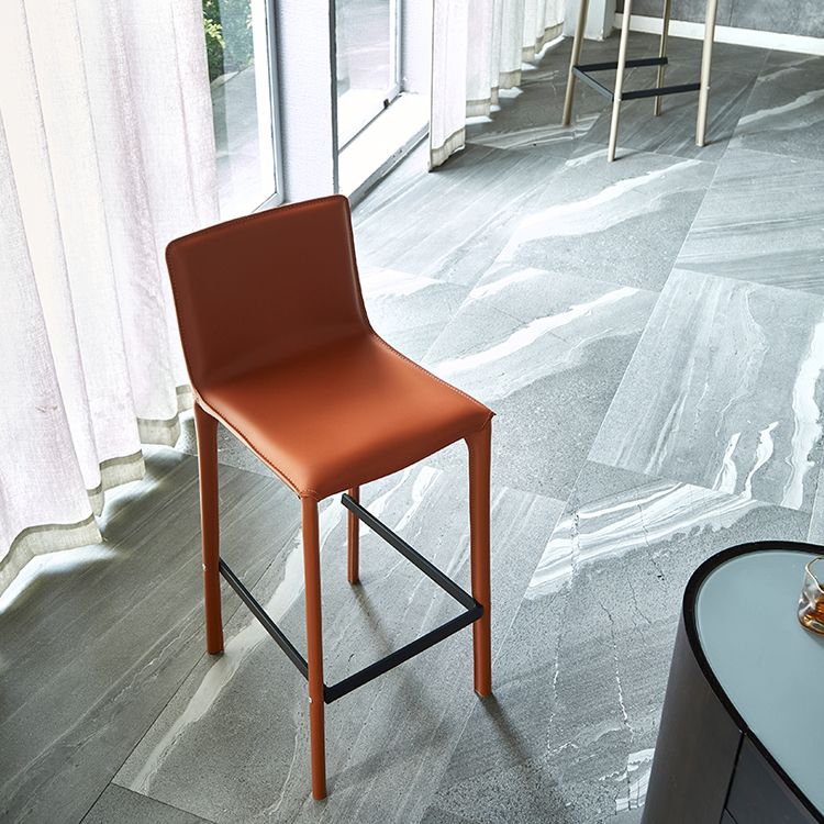 Contemporary Footrest Leather Counter and Bar Stool Square Low Back Bar Stool Clearhalo 'Bar Furniture' 'Bar Stools' 'bar_stools' 'furn' 'furn_bar_stools' 'furniture_bar_stools' 'Kitchen & Dining Furniture' 'kitchen&dining_furn' 'kitchen' 'kitchen_furn' Furniture' 1200x1200_2f851e07-abb0-4633-a3f3-f5fc6003c625
