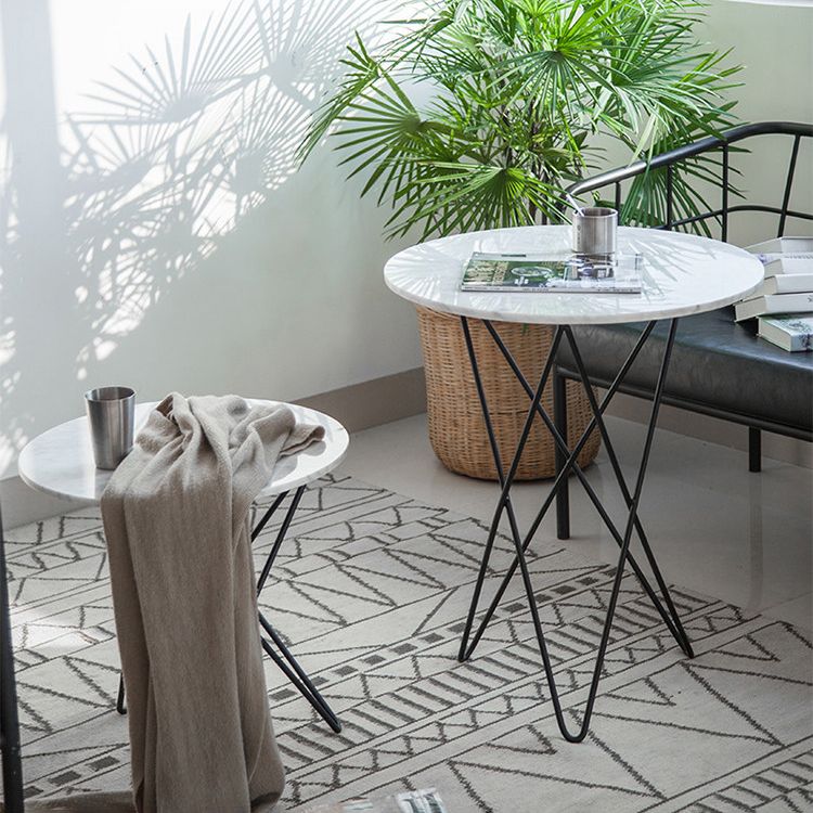 Traditional Luxury Stone Dinette Table Round Tripod Base Dining Table for Home Clearhalo ' dining_table' 'Dining Tables & Seating' 'Dining Tables' 'furn' 'furn_dining_table' 'Furniture' 'furniture_dining_table' 'Kitchen & Dining Furniture' 'kitchen&dining_furn' 'kitchen' 'kitchen_dining_table' 1200x1200_2fa21841-7aaa-4cf4-a626-2facbcf7e766