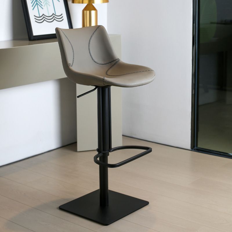 Sgabello da barre per barretta regolabile in pelle con base in metallo con base in metallo