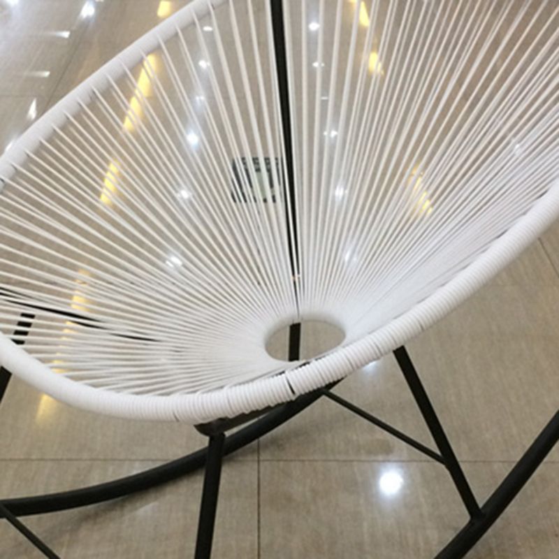 現代の怠zyなシングルロッキングチェアブレイクのためのラタンロッキングチェア