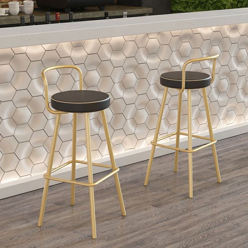 Sgabello da bar con bancone senza bracciolo sposta