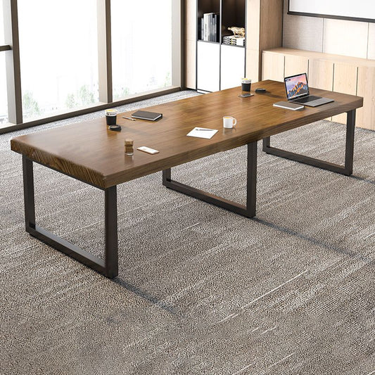 Industrieel rechthoekige kantoorbureau Solid Wood Executive Desk met metalen benen