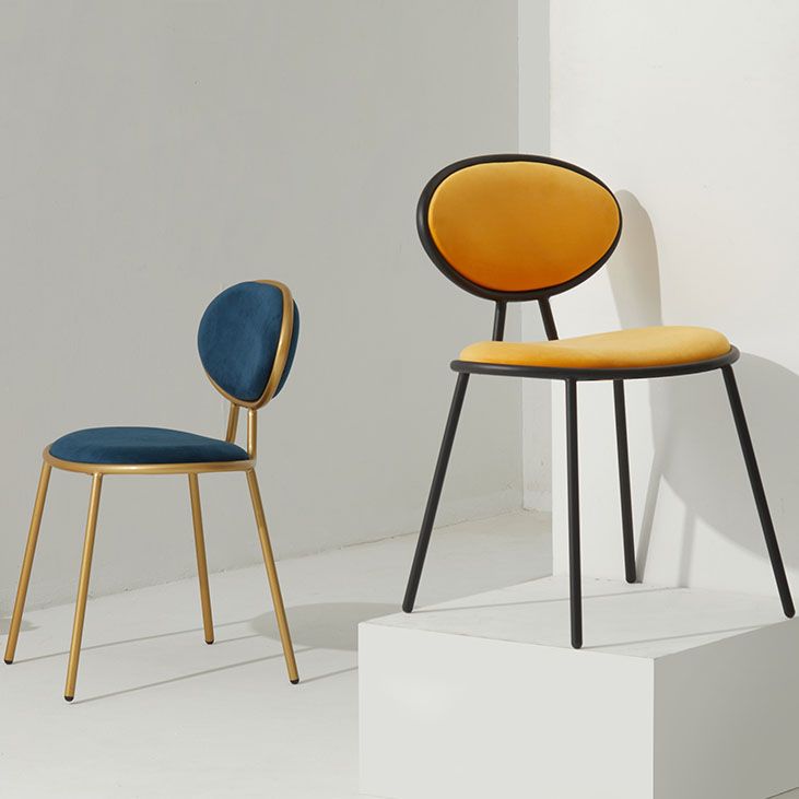 Chaise latéral glam glamour en velours chaise latéral rembourrée pour la maison