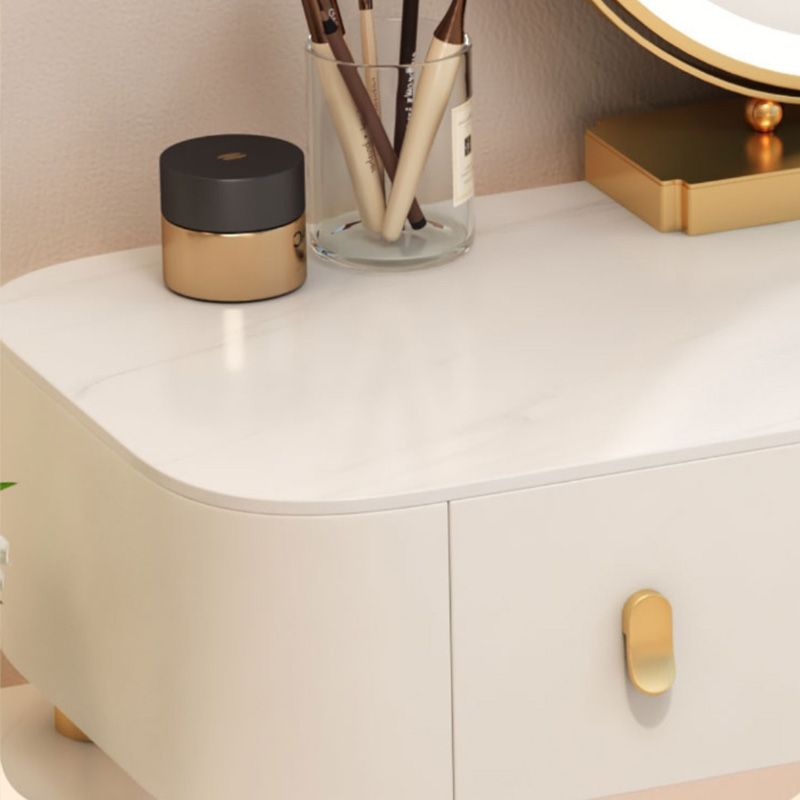 引き出し付きの現代的な木製のベッドルームライトミラードレッシングテーブル