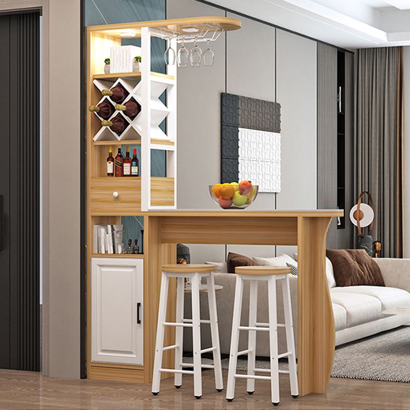 Moderne en eigentijdse speciale houten barhoogtetafel voor de woonkamer