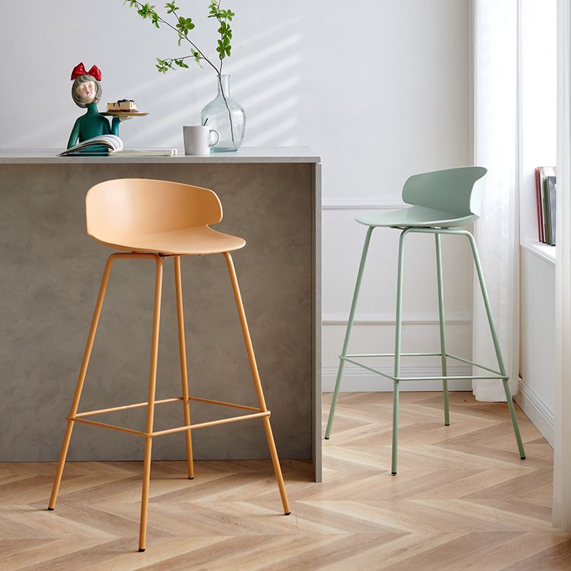 Nordic Style Metal Bar-stool Plastic Counter Bar Stool for Indoor Use Clearhalo 'Bar Furniture' 'Bar Stools' 'bar_stools' 'furn' 'furn_bar_stools' 'Furniture' 'Kitchen & Dining Furniture' 1200x1200_301a267e-8c57-42c0-8993-bf63cf285ac7
