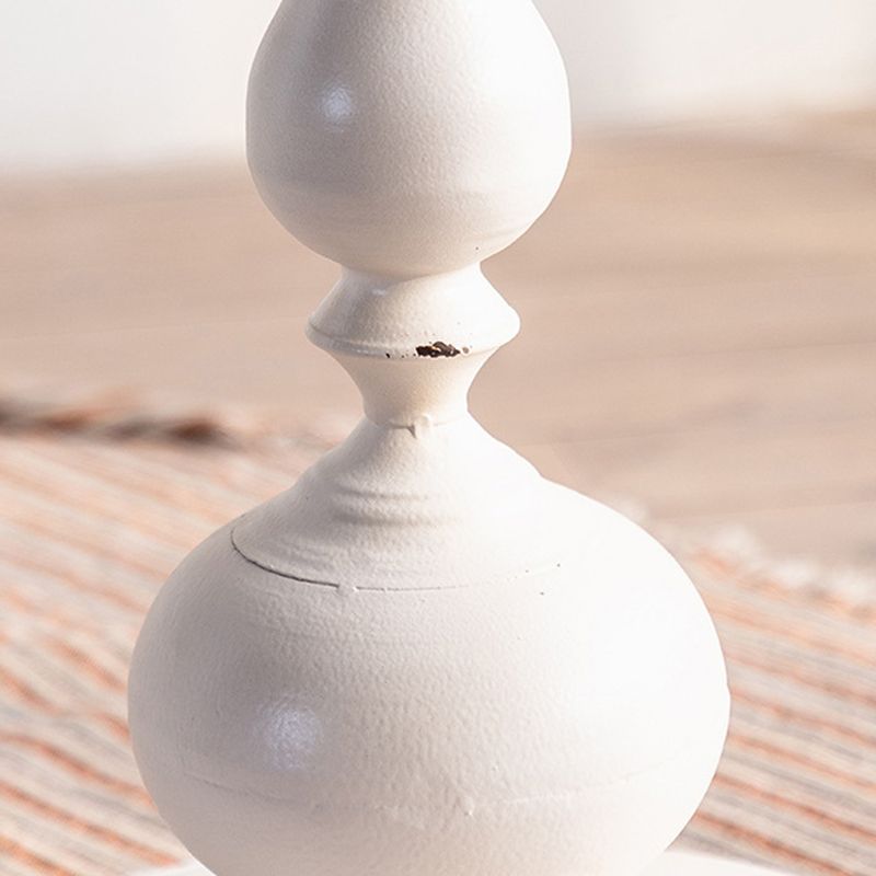 木製の丸いトップサイドテーブル苦しんでいる鉄の台座エンドテーブル