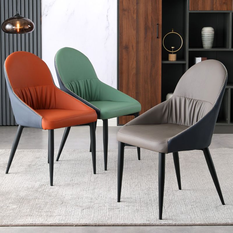 Silla lateral tapizada interna moderna silla lateral de cuero falso con patas de metal