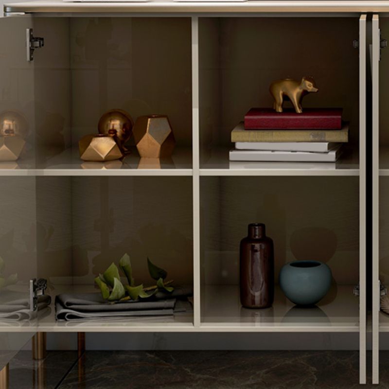 Sidebelle medie mobili per la casa in stile lusso con porte