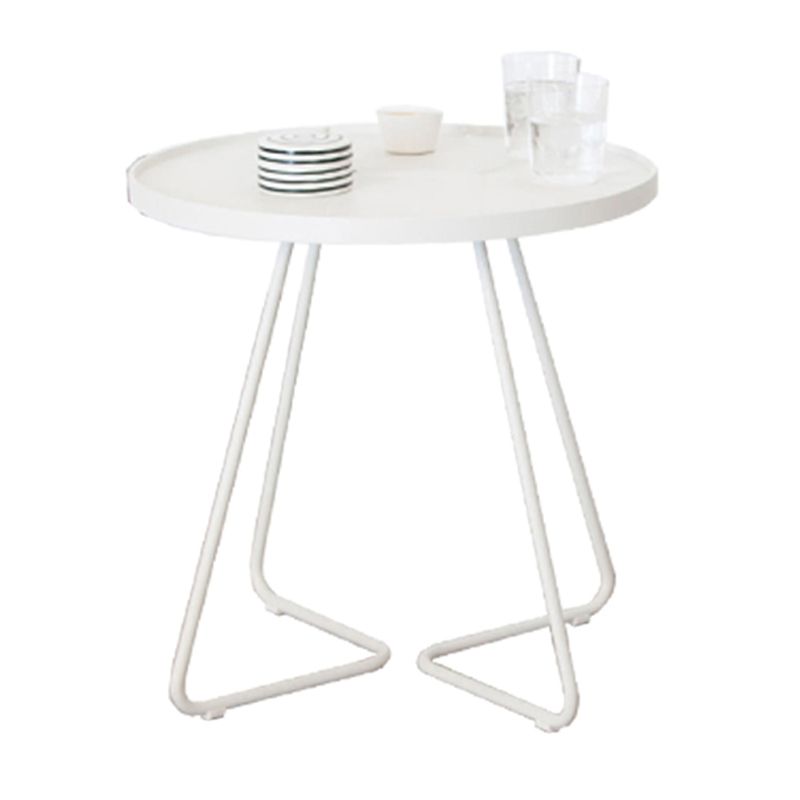 Mid-Century Metal Sled End Table Round Side Table for Living Room Clearhalo 'Coffee & Accent Tables' 'End & Side Tables' 'end_side_tables' 'furn' 'furn_end_side_tables' 'Furniture' 'Living Room Furniture' 1200x1200_3197e827-9b01-43bd-8987-8ac4e6a2a0c9
