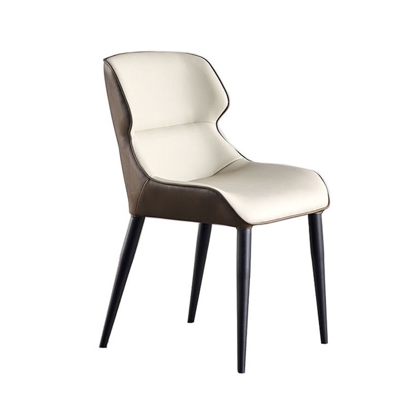 工業スタイルのフェイクレザーチェアアームサイドチェアと金属製の脚