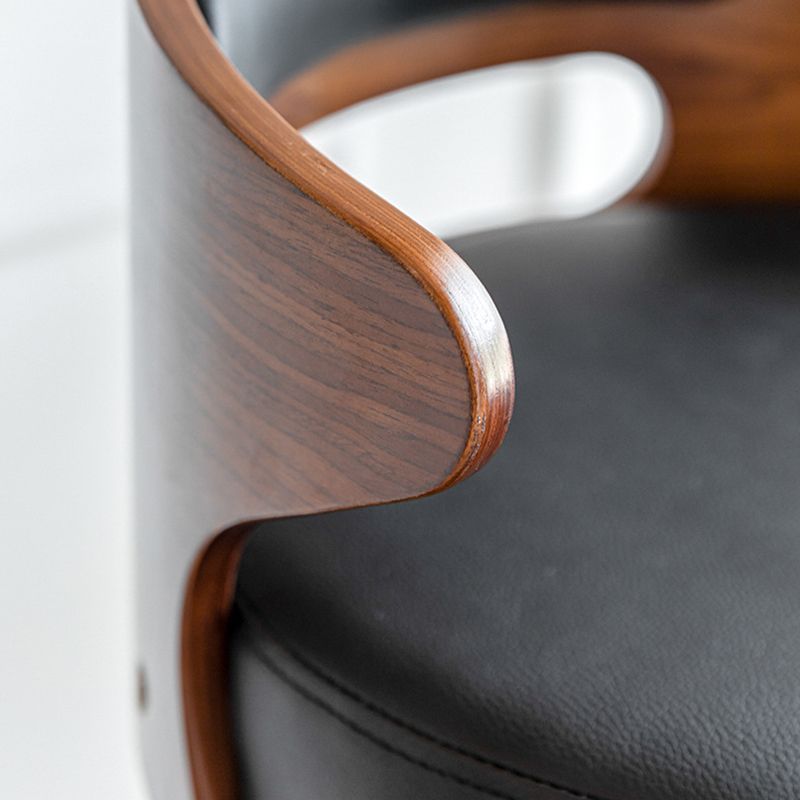 Modern Style Metal Stool with Swivel and Adjustable Height Living Room Simple Bar Stool Clearhalo 'Bar Furniture' 'Bar Stools' 'bar_stools' 'furn' 'furn_bar_stools' 'furniture_bar_stools' 'Kitchen & Dining Furniture' 'kitchen&dining_furn' 'kitchen' 'kitchen_furn' Furniture' 1200x1200_31b9b565-9903-4e79-8d19-20fb608ac1d0