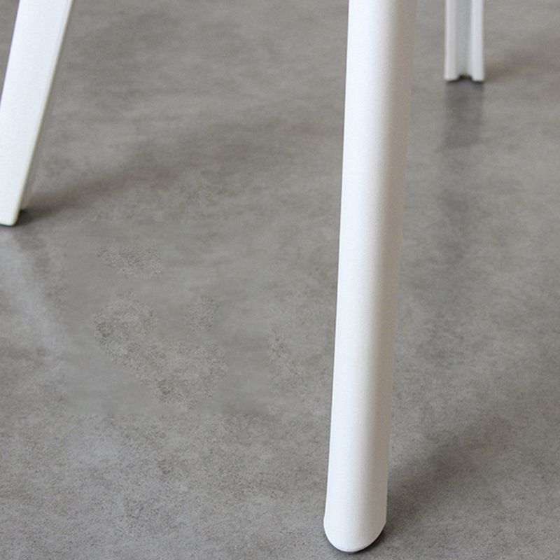 Noordse stijl armloze zijstoelen plastic stoelen met plastic benen voor thuisgebruik