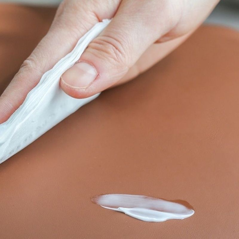 Modern Pouf Ottoman PU Leather Upholstered Solid Color Tear Resistant Round Ottoman Clearhalo 'furn' 'furn_ottomans_poufs' 'Furniture' 'Living Room Furniture' 'Ottomans & Poufs' 'ottomans_poufs' 1200x1200_31e6c7bc-1d6b-4aad-b6bf-4dad00ad5d5e