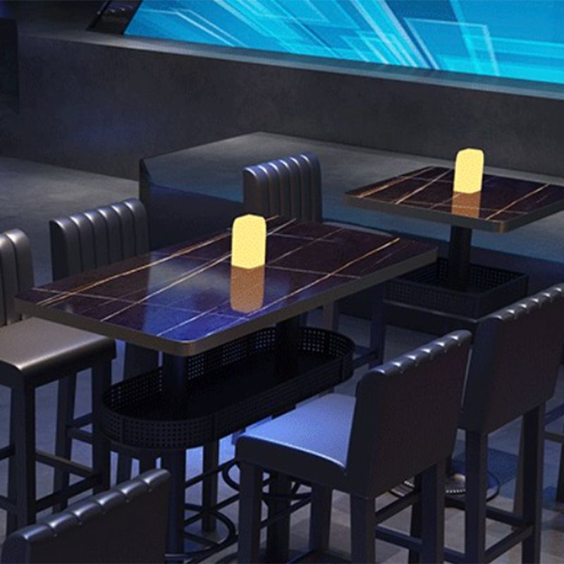 Mesa de bar de estilo industrial Mesa de comedor de bar de madera negra con almacenamiento