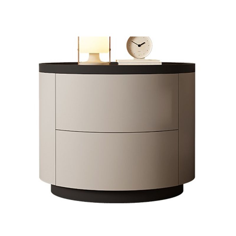 モダンなベッドナイトスタンドフェイクウッドアクセントテーブル寝室のナイトスタンド