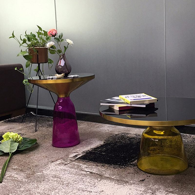 Pedestal 1 Single Coffee Table Metal and Glass Statement Cocktail Table Clearhalo 'Coffee & Accent Tables' 'Coffee Tables' 'coffee_tables' 'furn' 'furn_coffee_tables' 'Furniture' 'furniture_coffee_tables' 'Living Room Furniture' 1200x1200_3283dfa2-6c0b-4f15-bc39-a64529160c36